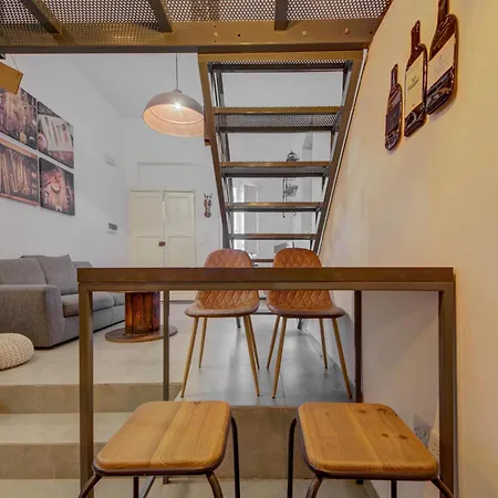 Unique Loft, Walking Distance To Valletta Appartamento *