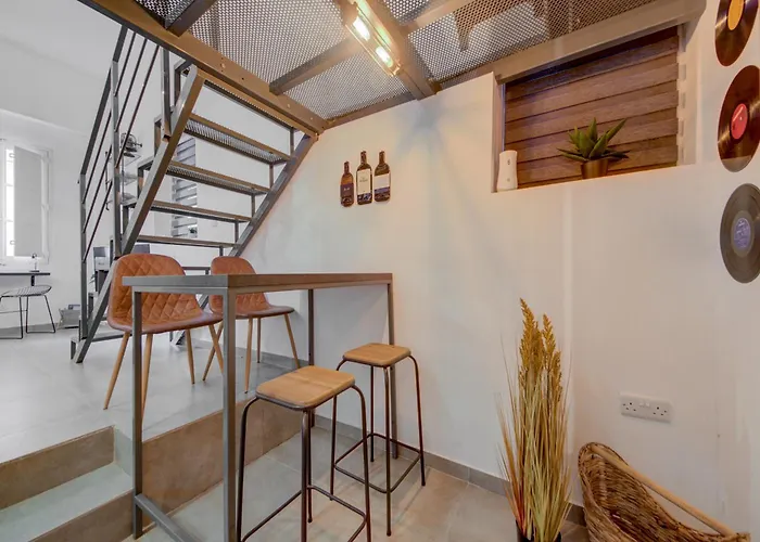 Unique Loft, Walking Distance To Valletta 아파트