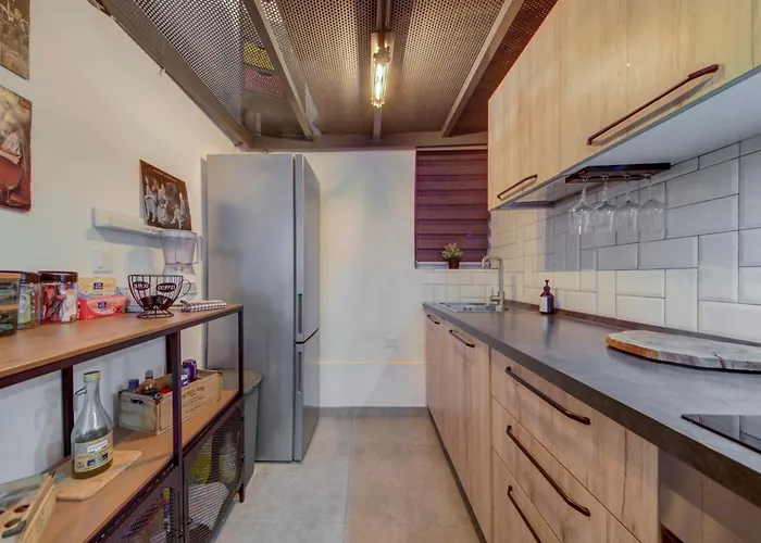 Unique Loft, Walking Distance To Valletta *